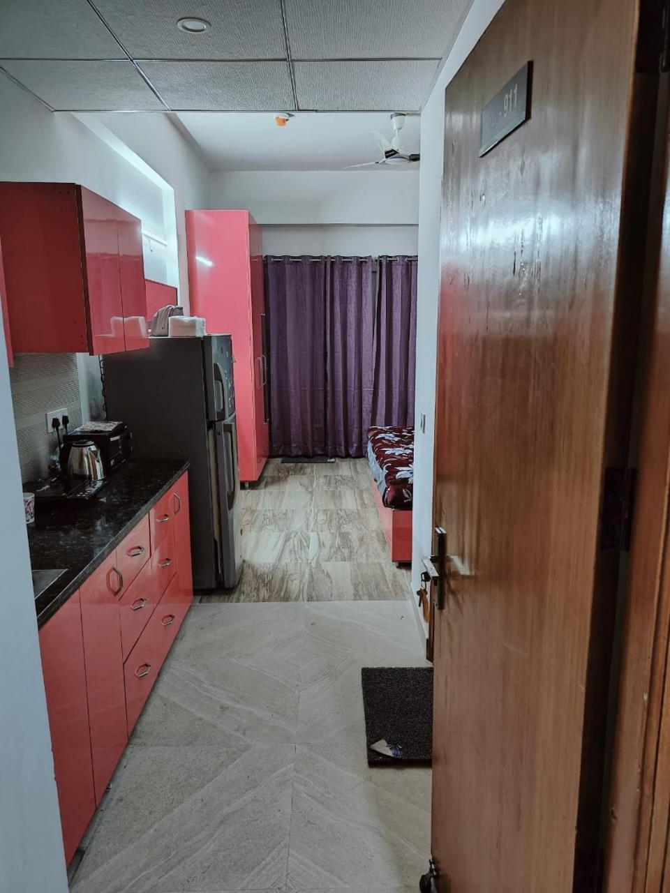 Studio Apartment By La Valentino Near Expo Mart Greater Noida Exteriör bild
